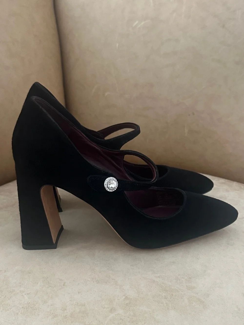 Kate Spade New York Maren Suede Mary Jane Pumps 7.5 Schoolgirl Retro Timeless